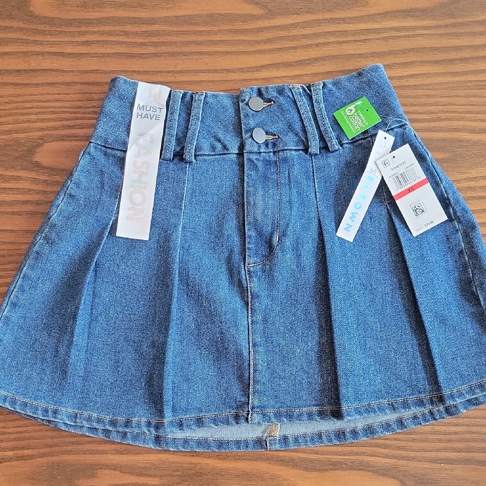 NWT -- Tinseltown A-Line Denim Skater Mini Skirt
